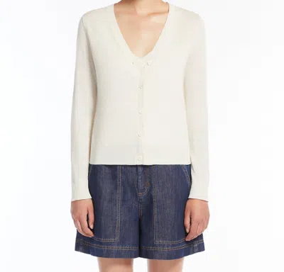 Weekend Marabu In White
