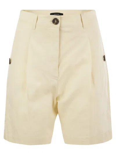 Weekend Max Mara Button Detailed Bermuda Shorts In Ivory