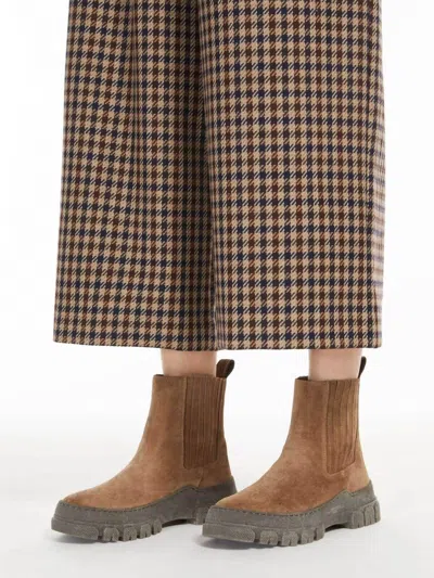 Weekend Max Mara Genepi Ankle Boots In Turtledove In Brown