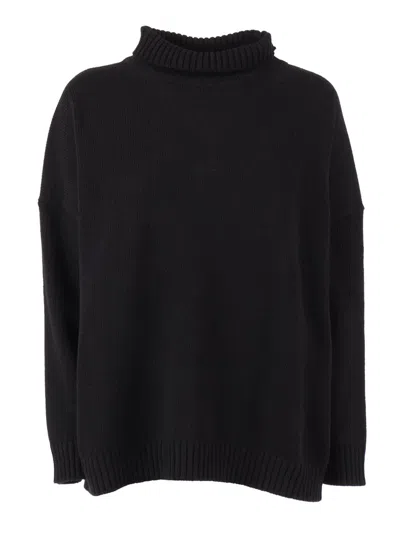Weekend Max Mara Girocoll In Black