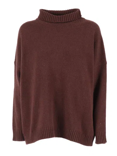 Weekend Max Mara Girocoll In Brown