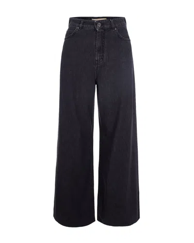 Weekend Max Mara Jeans Vega Nero In Black