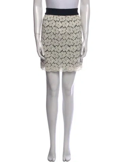 Pre-owned Weekend Max Mara Lace Pattern Mini Skirt In White