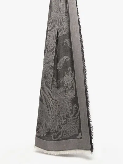 Weekend Max Mara Logo Jacquard Knitted Scarf In Gray