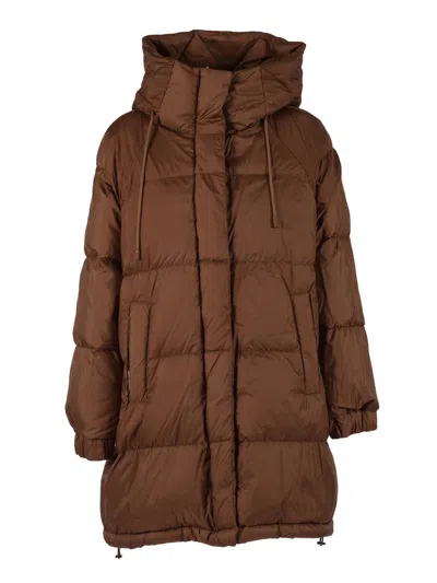 Weekend Max Mara Long Down Floor In Black
