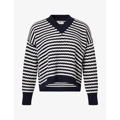 Weekend Max Mara Omens Spiga V-neck Wool Jumper Navy Pinstripes In Blue