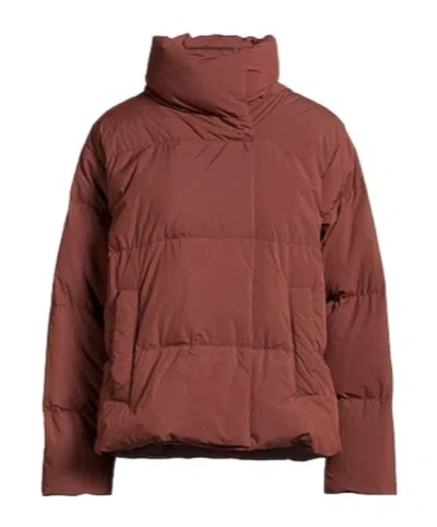 Weekend Max Mara Thick Down Jacket In Red