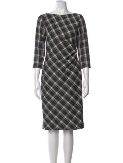 Pre-owned Weekend Max Mara Virgin Wool Knee-length Dress In Black