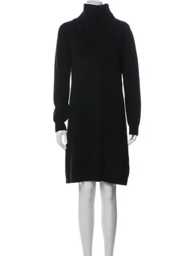 Pre-owned Weekend Max Mara Virgin Wool Knee-length Dress In Black