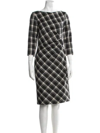 Pre-owned Weekend Max Mara Virgin Wool Knee-length Dress In Black