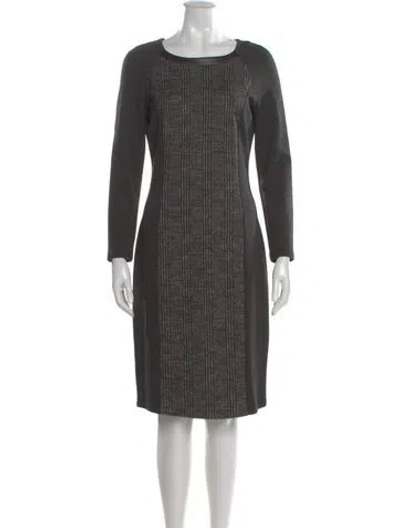 Pre-owned Weekend Max Mara Virgin Wool Knee-length Dress In Gray