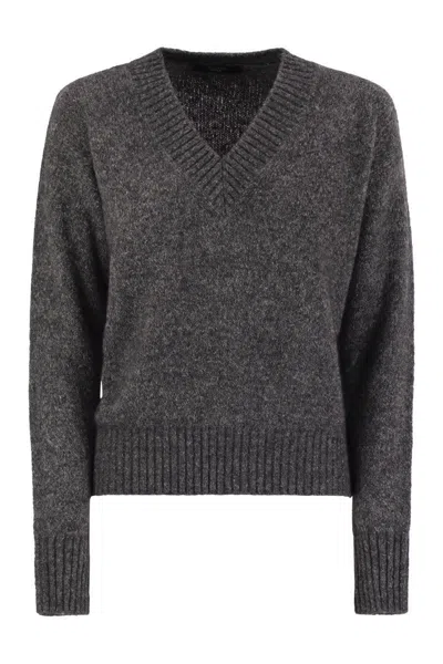 WEEKEND MAX MARA WEEKEND MAX MARA VISITA - V-NECK SWEATER IN ALPACA AND COTTON