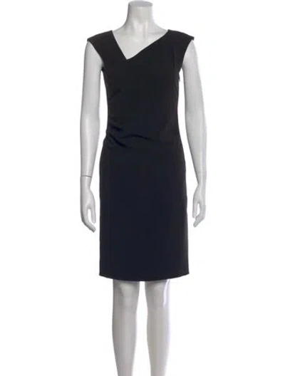 Pre-owned Weekend Max Mara V-neck Knee-length Dress In Black