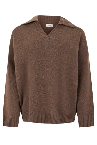 Weekend Max Mara Weekend Ready Virgin Wool V-neck Sweater In Animal Print