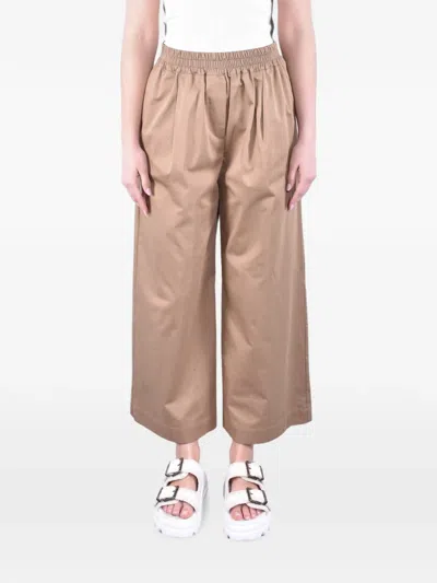 Weekend Max Mara Wkdgolfo Pleated Cropped Trousers In Neutral
