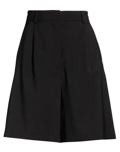Weekend Max Mara Woman Shorts & Bermuda Shorts Black Size 12 Virgin Wool