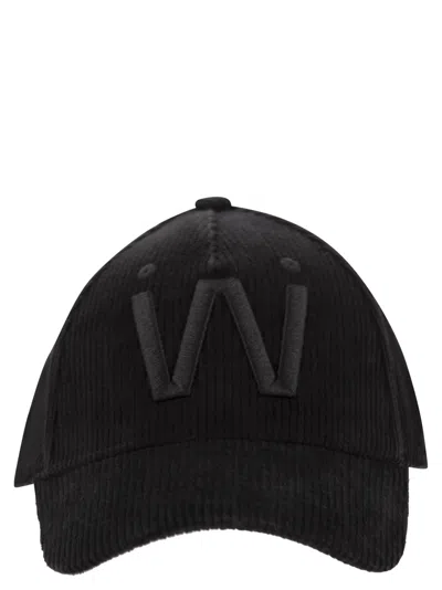 Weekend Max Mara Zaza Velvet Baseball Hat In Black