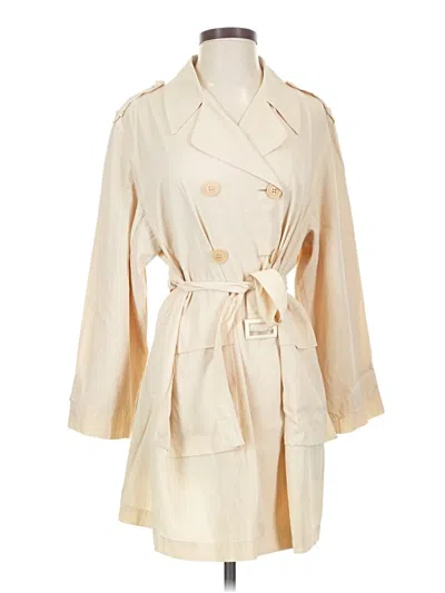 Pre-owned Weekend Trenchcoat In Ivory