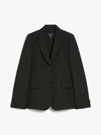 Weekend Uva In Black
