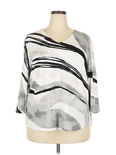 Pre-owned Weekends By Chico's 3/4 Sleeve T-shirt In Silver