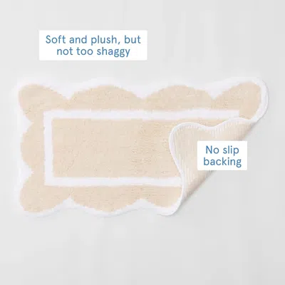 Weezie Scallop Bath Rug In Brown