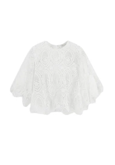 Weili Zheng Blue Woman  In Lace Macrame In White
