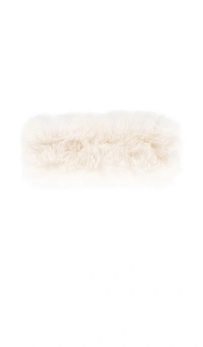Wellbeing + Beingwell Stirnband Faux Fur Headband In White