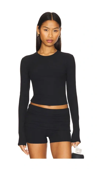 Wellbeing + Beingwell Leon Long Sleeve Top In 黑色