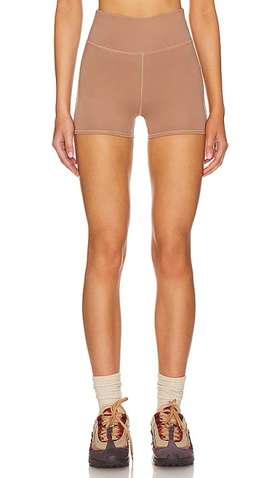 Wellbeing + Beingwell Movewell Rio 4 Inch Short In Fresco Brown