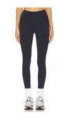 Wellbeing + Beingwell Warmwell Stirrup Legging In 블랙