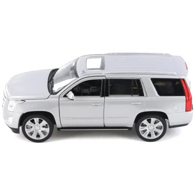 WELLY DIECAST MODEL CAR WITH SUNROOF FOR 2017 CADILLAC ESCALADE - SILVER METALLIC