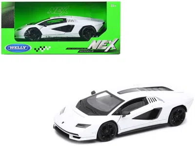 WELLY LAMBORGHINI COUNTACH LPI 800-4 WHITE "NEX MODELS" SERIES 1/24 DIECAST MODEL CAR BY WELLY
