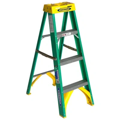 Werner 4 Ft Fiberglass Step Ladder With 225 Lb. Load Capacity In Green;gray