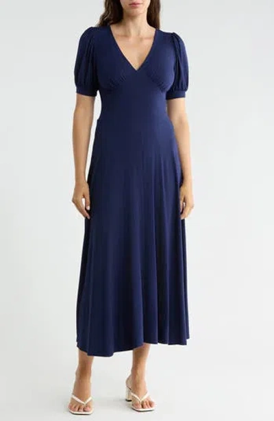 West K Short Sleeve V-neck Midi Dress In Navy