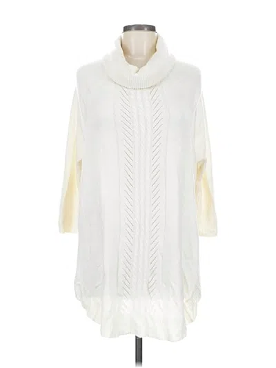 Pre-owned Westbound Poncho In White