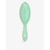 Wetbrush Go Green Treatment & Shine Tea Tree Oil-infused Hairbrush In Tea Tree