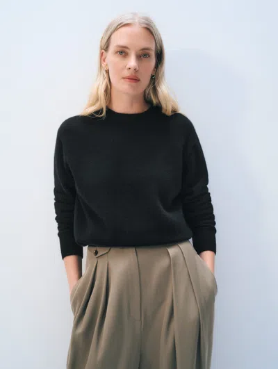 White & Warren Cashmere Crewneck Top In Black