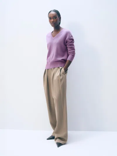 White & Warren Cashmere V Neck In Soft Plum In Pink