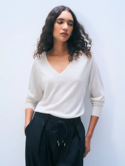 White + Warren White & Warren Superfine Merino Wool V-neck Sweater In Ivory