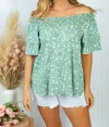 White Birch Short Sleeve Floral Print Top In Floral Green In Multi