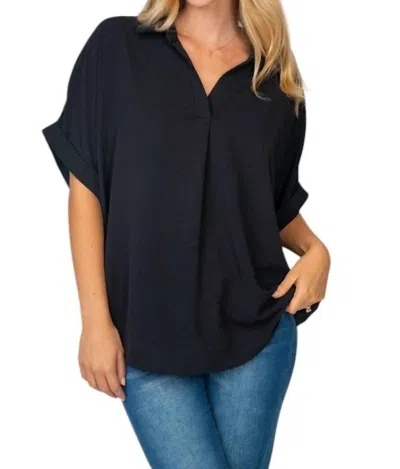 White Birch Short Sleeve Solid Woven Top In Black