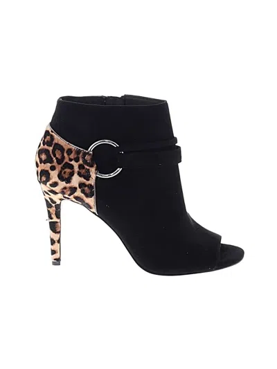 Pre-owned White House Black Market Ankle Boots In Black