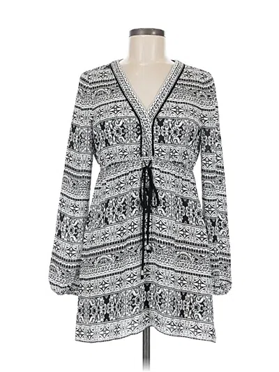 Pre-owned White House Black Market Kimono In Gray