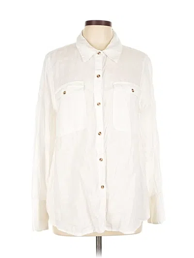 Pre-owned White House Black Market Long Sleeve Button Down Shirt In White