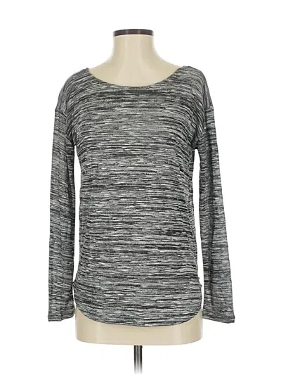 White House Black Market Long Sleeve T-shirt In Black