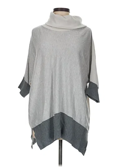 Pre-owned White House Black Market Poncho In Gray