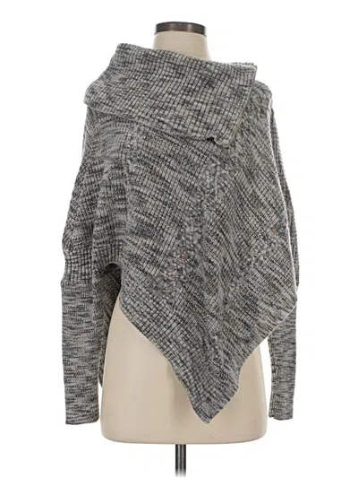 Pre-owned White House Black Market Poncho In Gray