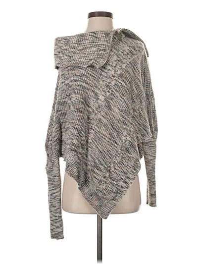 Pre-owned White House Black Market Poncho In Gray