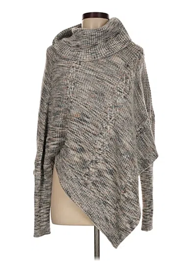 Pre-owned White House Black Market Poncho In Gray
