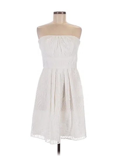 Pre-owned White House Black Market Romper In Ivory